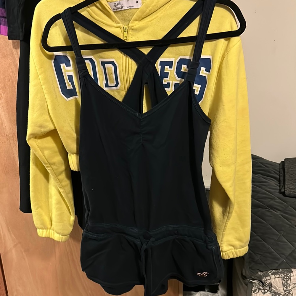 Hollister romper